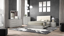 Load image into Gallery viewer, Osterley Nightstand
