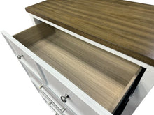 Load image into Gallery viewer, Pinetop Nightstand