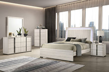 Load image into Gallery viewer, Horten Night Stand