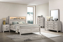 Load image into Gallery viewer, Mysen Queen Bed