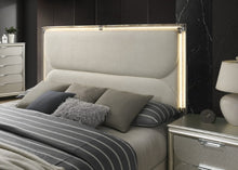 Load image into Gallery viewer, Sheridan E.King &amp; Queen Bed