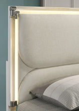 Load image into Gallery viewer, Lareina Bedroom Set