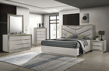 Load image into Gallery viewer, Ventnor Nightstand