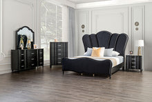 Load image into Gallery viewer, Melodi Parc E.King &amp; Queen Bed Black &amp; Silver
