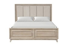 Load image into Gallery viewer, Midhurst E.King &amp; Queen Bed