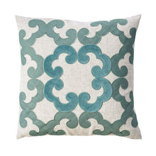 Load image into Gallery viewer, Lily Natural 20&quot; X 20&quot; Pillow, Natural (2/CTN)
