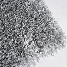 Load image into Gallery viewer, Annmarie 5' X 7' Silver Area Rug